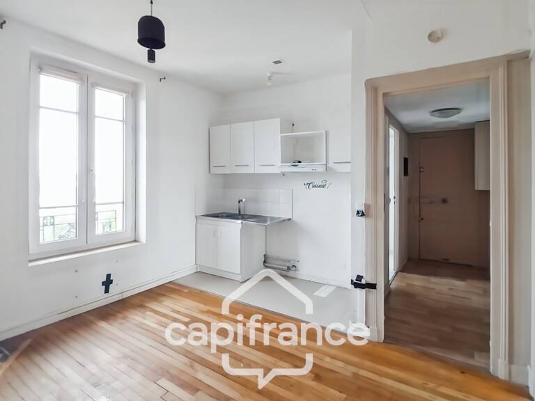 Maisons-Alfort-A VENDRE 2 PIECES 28,17m2 AVEC COMBLES-Lumineux-Traversant-Proche transports, Commerces, marché — photo 1