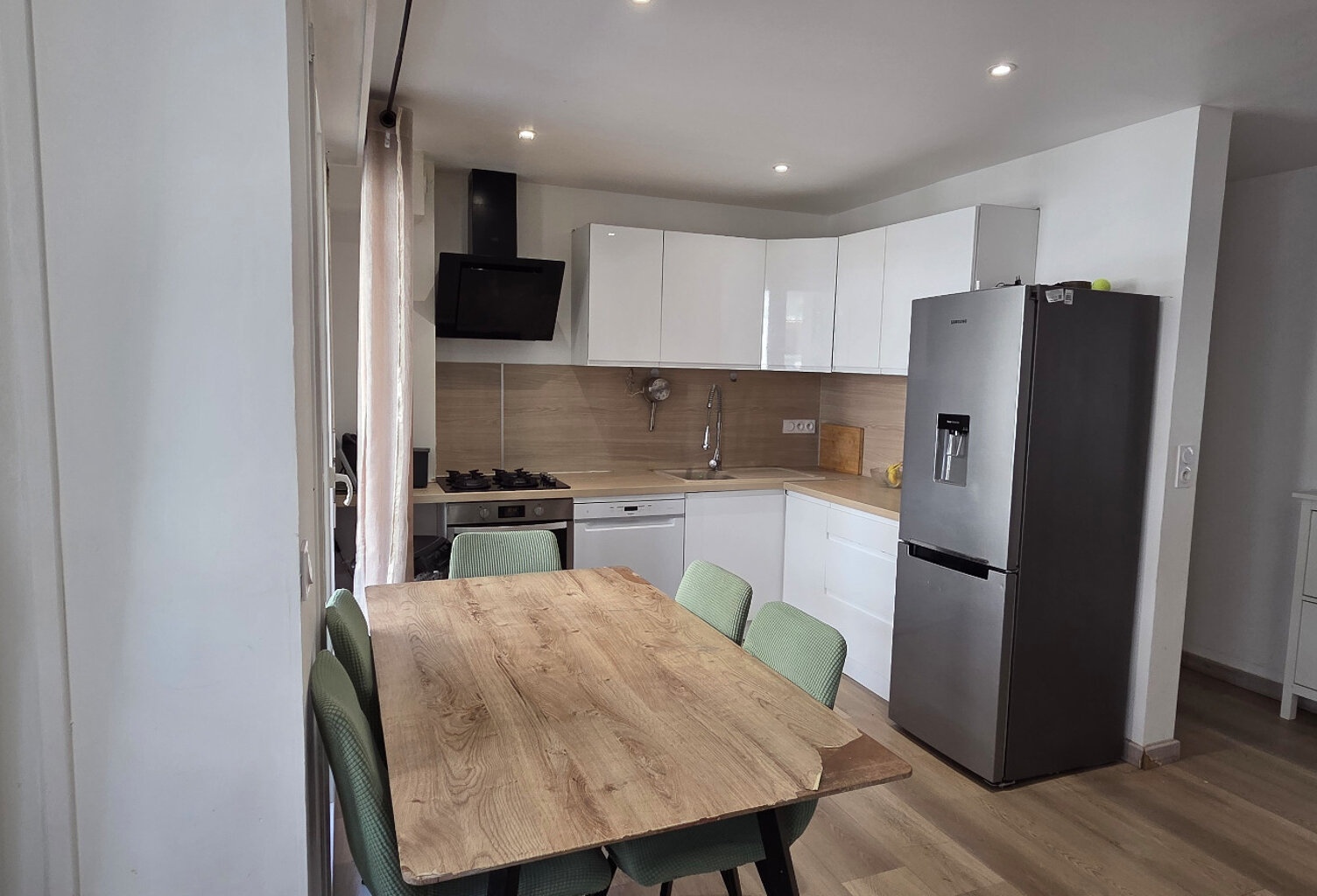 Appartement à vendre T3 bis AIX LES BAINS (73) 2 chambres, 1 bureau, parking et cave — photo 1