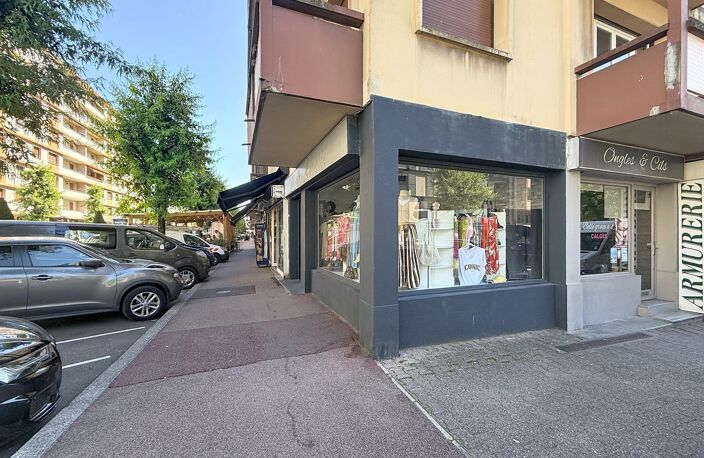 Local/bureau Bail à céder  AIX LES BAINS (73) — photo 2
