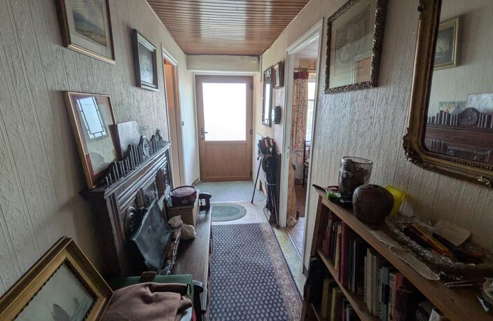 SILFIAC JOLIE MAISON DE BOURG À RÉNOVER DE 75M² ENVIRON DE 3 PI7CES SANS JARDIN — photo 2