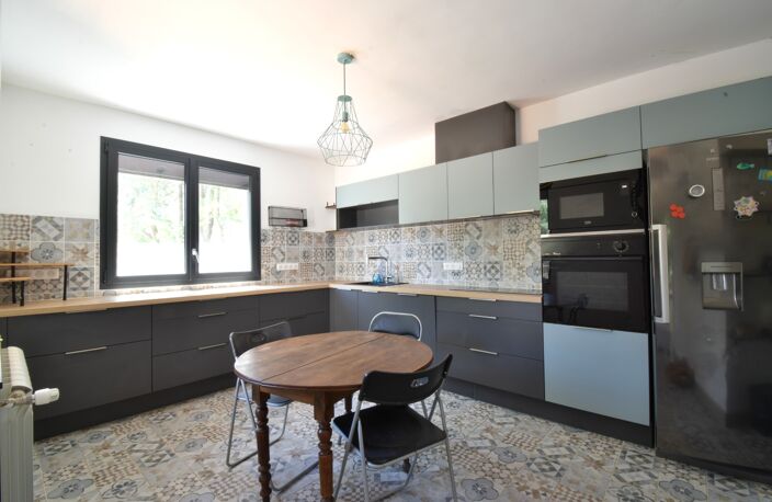 Maison 4 / 5 chambres au calme absolu — photo 2