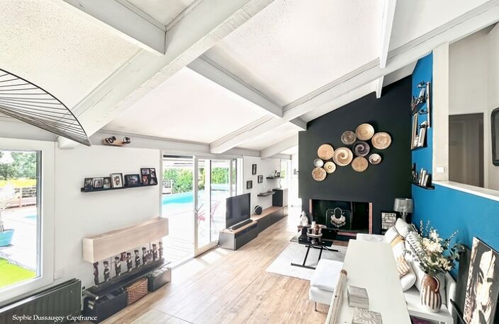 Yvrac, Maison d'architecte, 5 pièces, piscine, au calme, vue sur le parc (33) — photo 4
