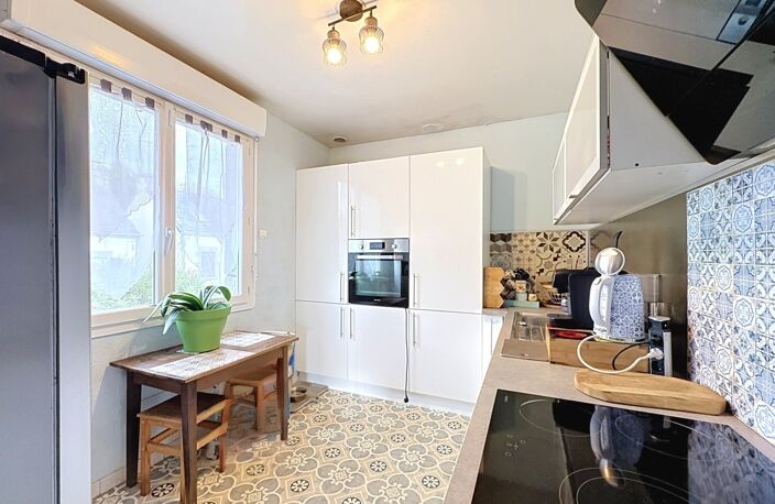 PLOERDUT MAISON EN REZ DE CHAUSSÉE SURÉLEVÉ DE  7 PIÈCES DE 137m² ENVIRON PARCELLE CLÔTURÉE de 966M 2 — photo 5