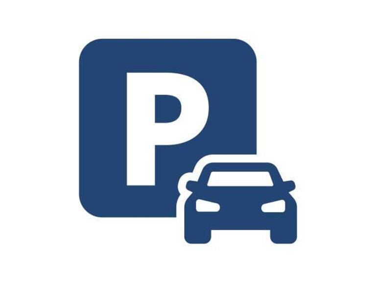 Parking — photo 1