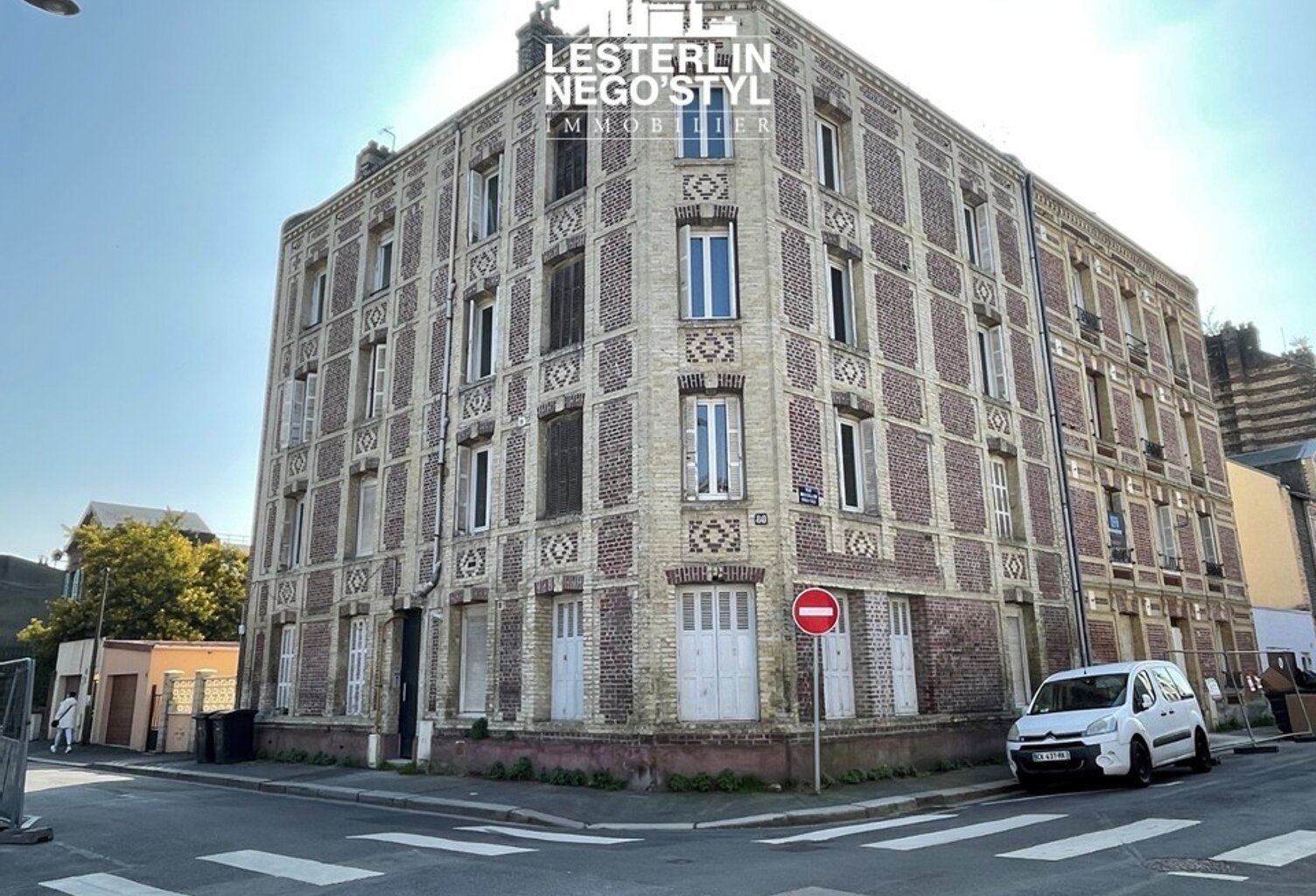 MASSILLON — photo 1