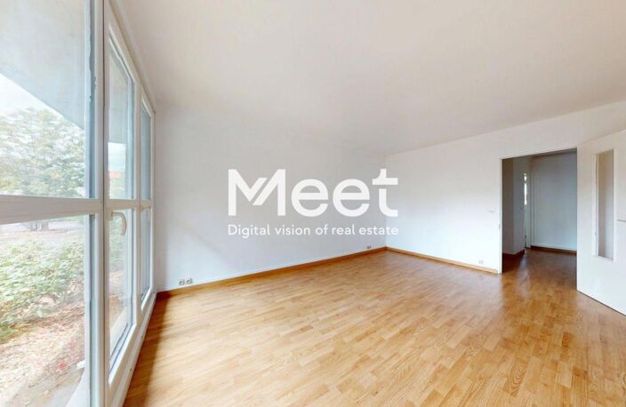 APPARTEMENT - 2 CHAMBRES - PARKING - CAVE — photo 4