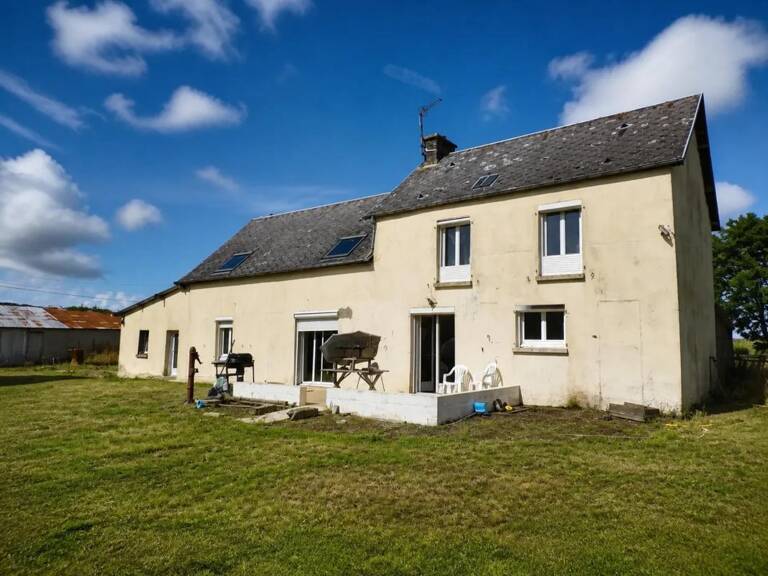 Maison de 5 pièces de 140 m² à Les Monts d'Aunay — photo 1