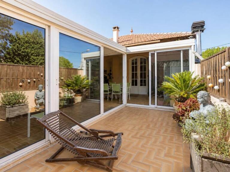Appartement de 5 pièces de 143 m² avec belle terrasse  à Avignon — photo 1