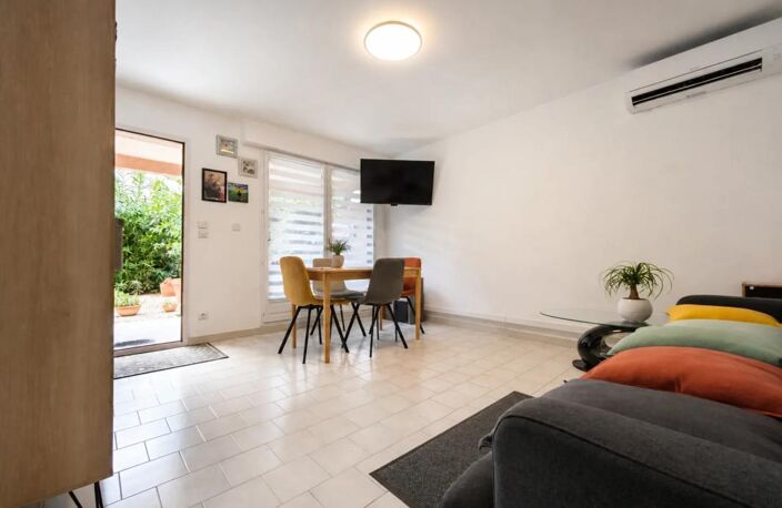 Appartement 2 pièces de 30 m² à Sanary-sur-Mer — photo 2