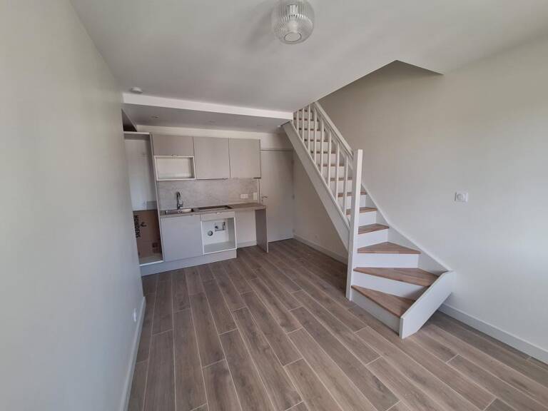 Appartement duplex 3 pièces À Louer — photo 1