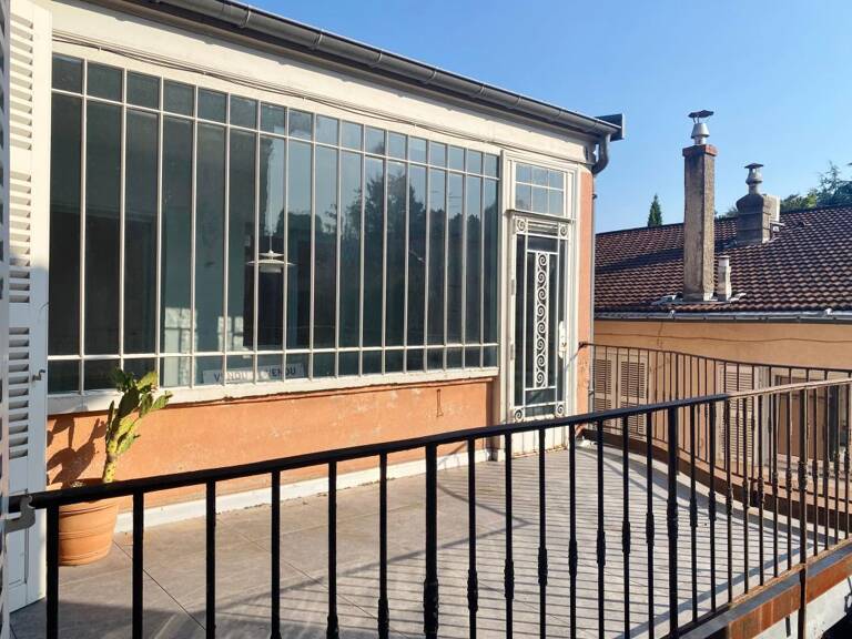 SAINTE-FOY-LÈS-LYON – CŒUR DU VILLAGE – MAISON DE CARACTÈRE A VENDRE AVEC 1 115 M² DE TERRAIN — photo 1