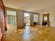SAINTE-FOY-LÈS-LYON – CŒUR DU VILLAGE – MAISON DE CARACTÈRE A VENDRE AVEC 1 115 M² DE TERRAIN — photo 3