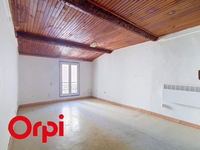 A vendre Centre Ville de TOULON (83000) - T2 44m² - 5 autres lots à vendre dans le même immeuble — photo du bien