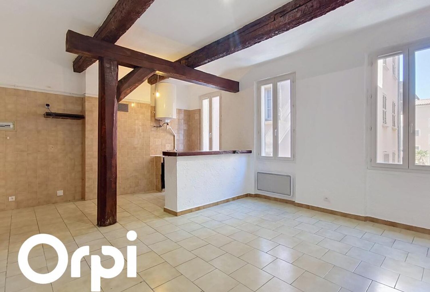 A vendre, centre historique de TOULON (83000), T1bis 42m² 3ème étage, d'autres lots a vendre dans le même immeuble — photo 1