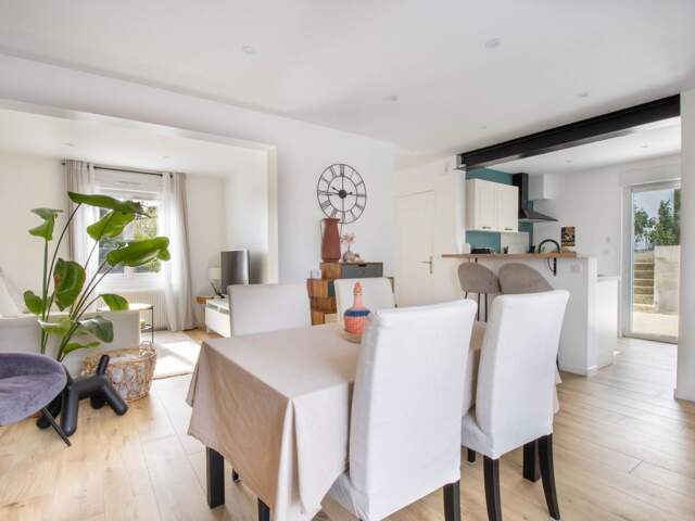 Maison À Vendre jardin garage — photo du bien