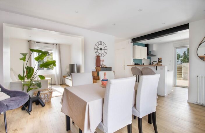 Maison À Vendre jardin garage — photo 2