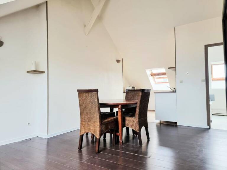 Appartement À Vendre — photo 1
