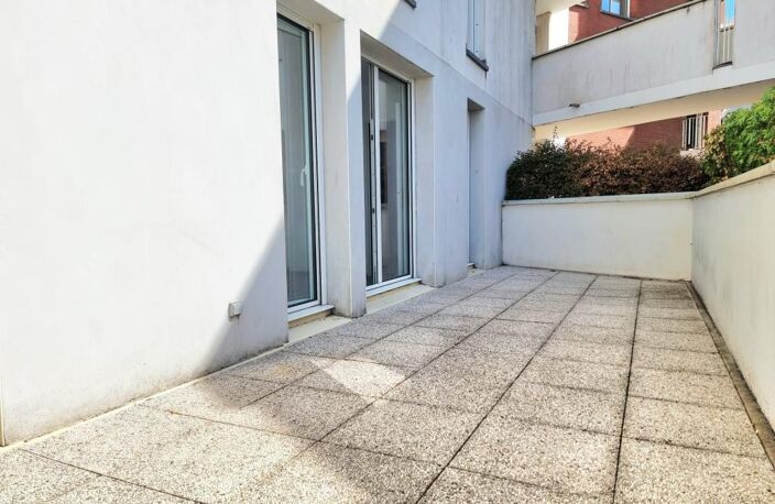 Appartement À Vendre — photo 2