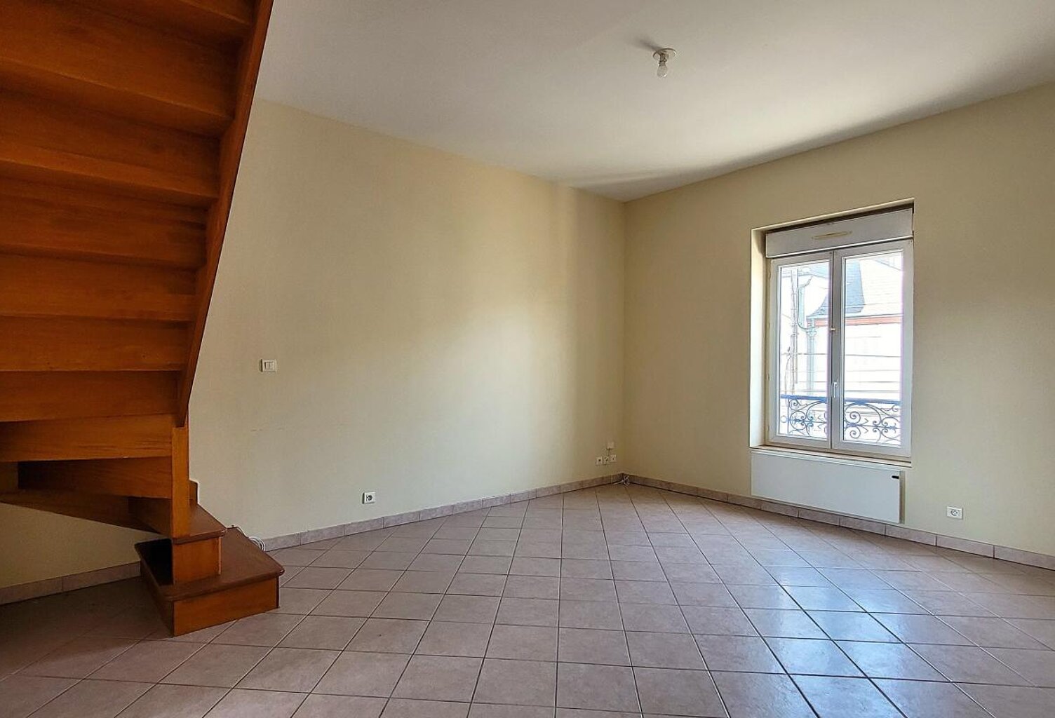 Appartement 4 pièces en duplex avec garage et cave — photo 1