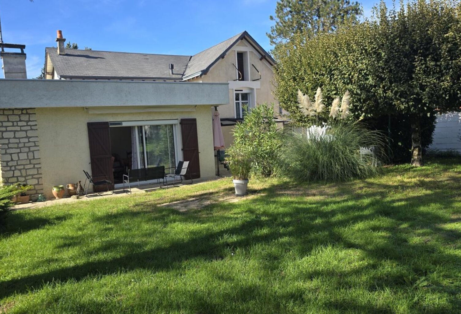 Maison Poitiers 4 pièce(s) 94m2  sur  terrain  constructible 1342 m2 — photo 1