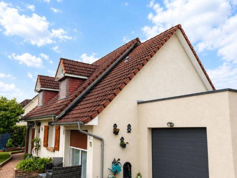 COUP DE COEUR MAISON RÉNOVÉE AVEC TERRAIN ARBORÉ À PORT-JÉRÔME-SUR-SEINE — photo 1