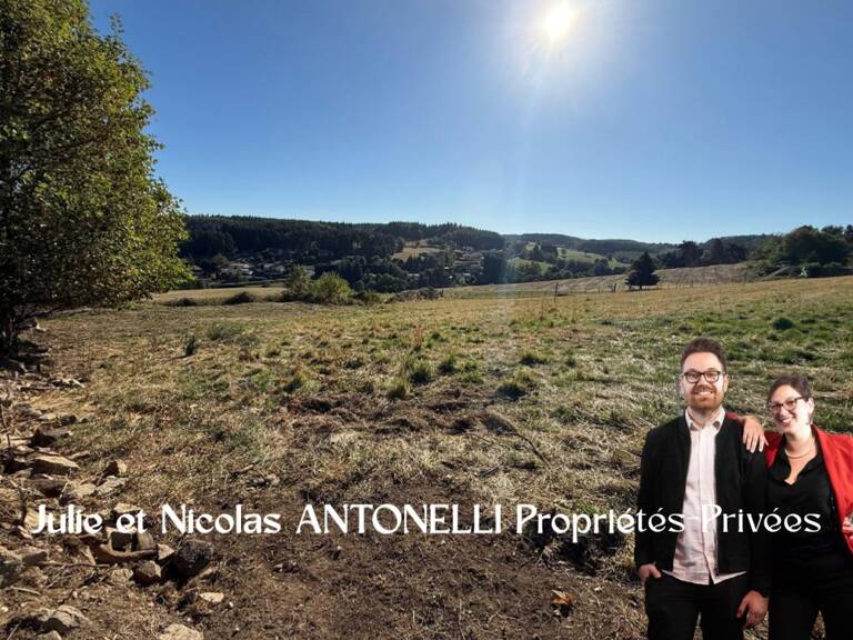 SAINT JUST MALMONT 43240 Terrain  1806 m² dont 800m² constructibles hors lotissement — photo 1