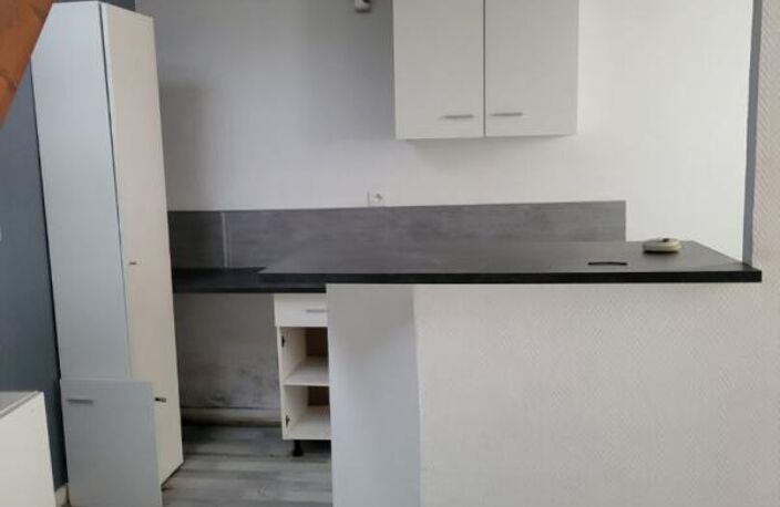 Rare à la vente ? T2 fonctionnel de 39 m² avec jardin et local ? Le Gué-de-Longroi — photo 3