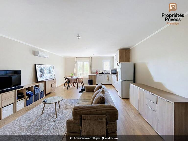 Maison de Village T3 65m² Rénovée , Garage 30m² + Jardin 60m² BRAS (83149) — photo 1