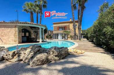 Maison 7 pièces 748000 €