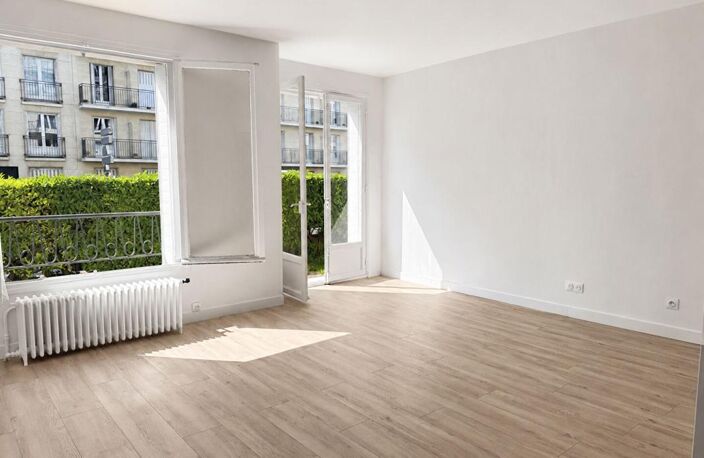 Appartement 3 pièces, rénové - 75 m² - Versailles Rive Droite — photo 2