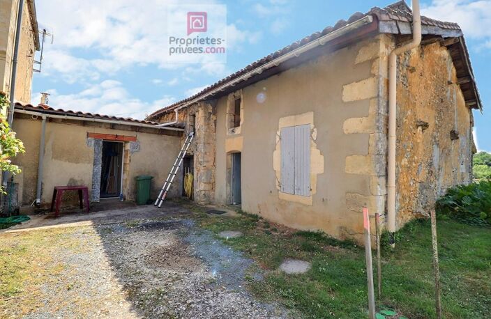 Deux Maisons 7 pièces dont 1 entièrement rénovée avec garage, dépendances + une autre maison attenante à rénover totalement — photo 3