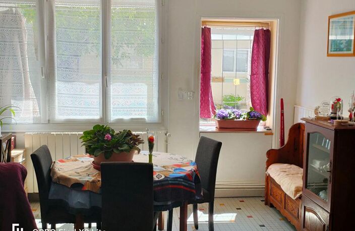 EXCLUSIVITE VENTE A TERME LIBRE Maison se situant à  Vervant 5 pièce(s) — photo 5