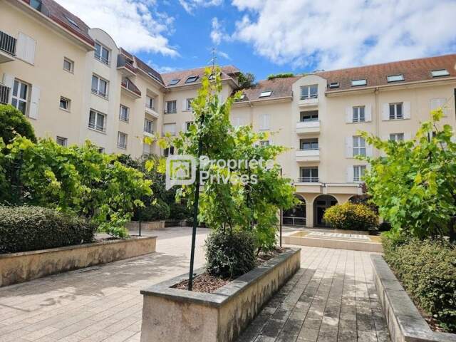Appartement Rueil Malmaison 2 pièces 50 m2 — photo du bien