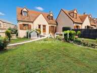 Sens : maison familiale avec jardin arboré — photo 3