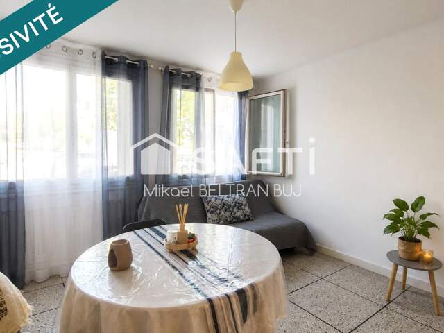 SÈTE  T3 fonctionnel avec cave, espace extérieur et stationnement facilité — photo du bien