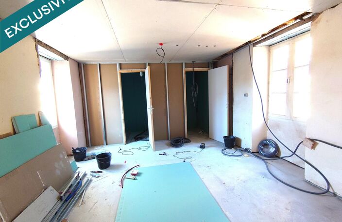 PETITE MAISON DE BOURG A TERMINER DE RENOVER — photo 3