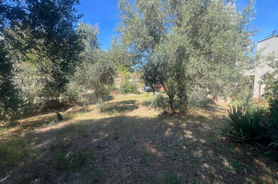 Terrain  220000 €