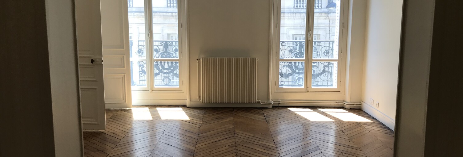 Bureau  108 m² à louer à Paris 8 (75008)