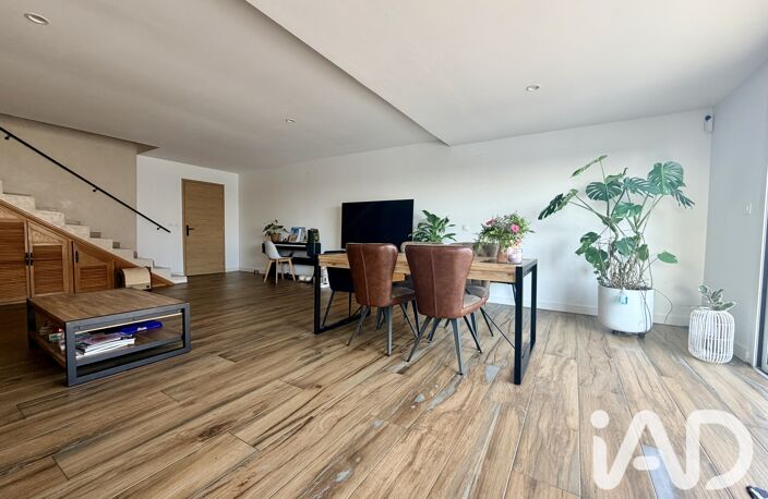Vente Maison/villa 9 pièces — photo 3