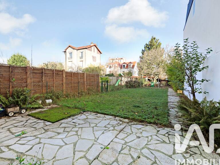 Vente Maison/villa 8 pièces — photo 1