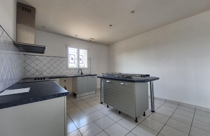 Vente maison 3 pièces 95 m² Daignac (33420) — photo 2
