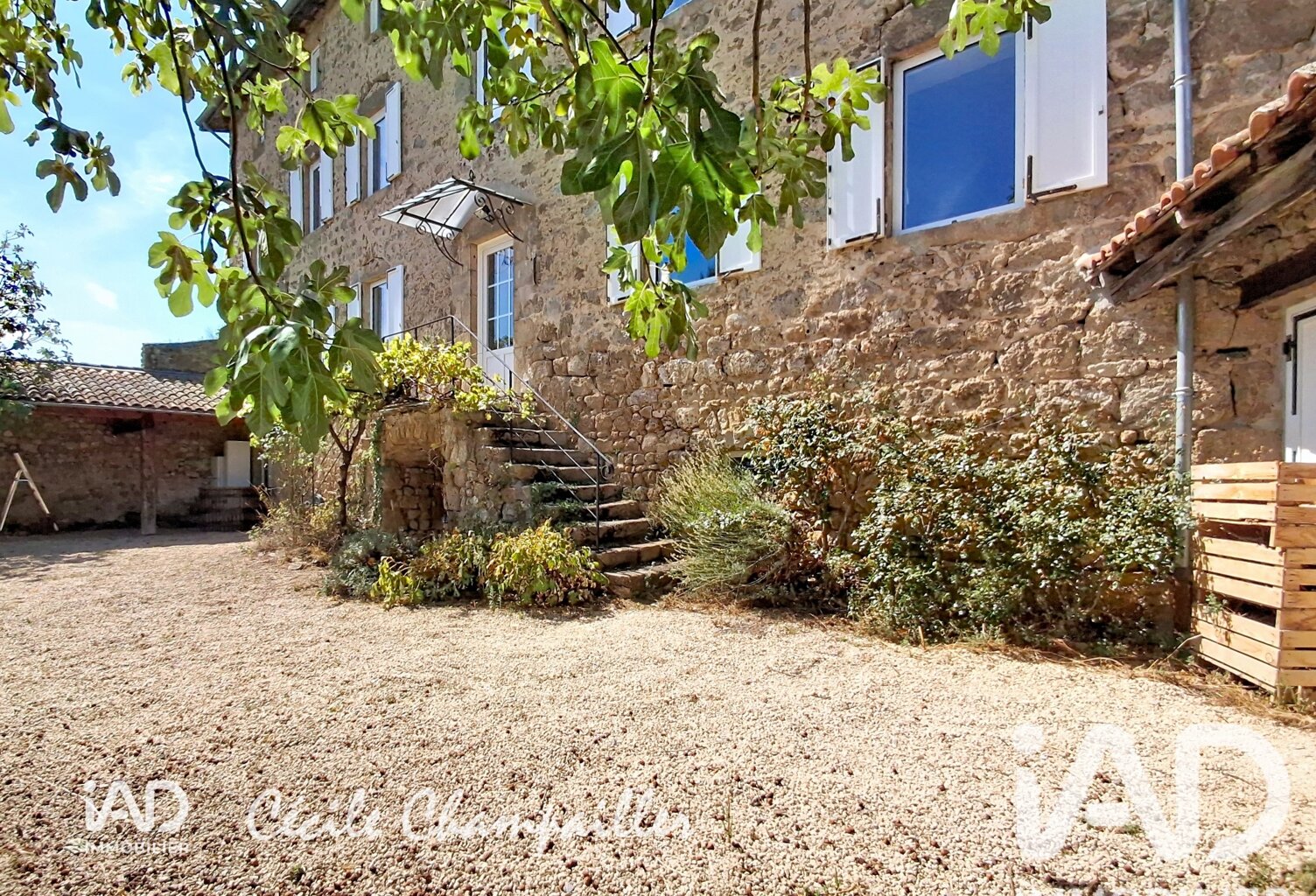 Vente Maison/villa 11 pièces — photo 1