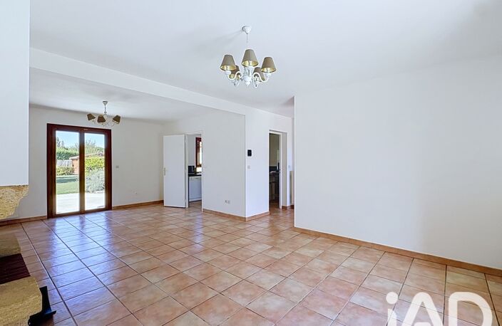 Vente Maison/villa 5 pièces — photo 2