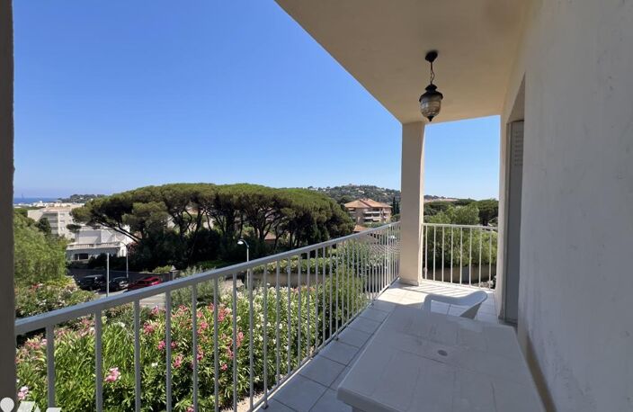 Vente maison 5 pièces 147 m² Cavalaire-sur-Mer (83240) — photo 3