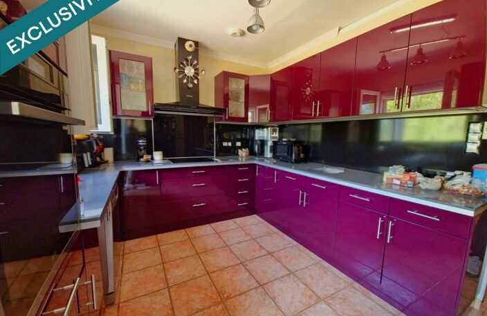 AURIOL  Maison T5 de plain-pied  102 m²  Terrain 1 200 m²  Piscine — photo 3