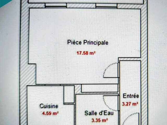 Grand T1 bis de 29 M2 avec Balcon - avec TRAVAUX — photo du bien