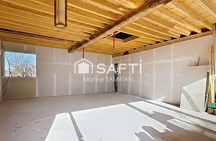 Maison mitoyenne à rénover avec locaux et garage — photo 3