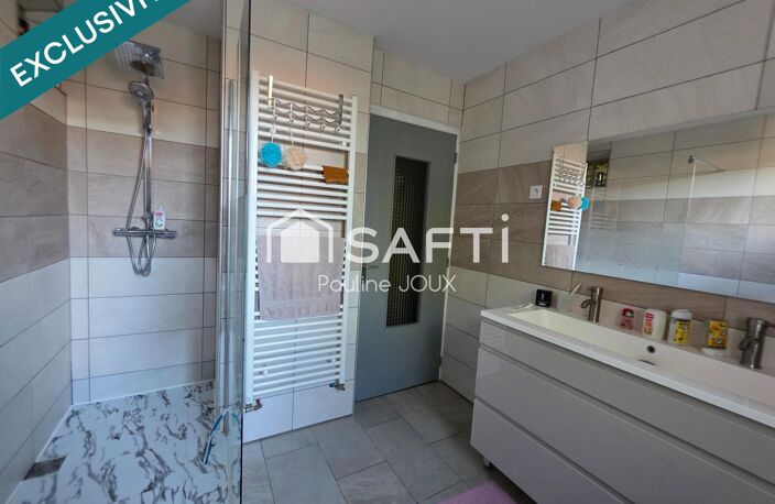 Maison 110 m2 avec dépendances, garages et terrain — photo 4
