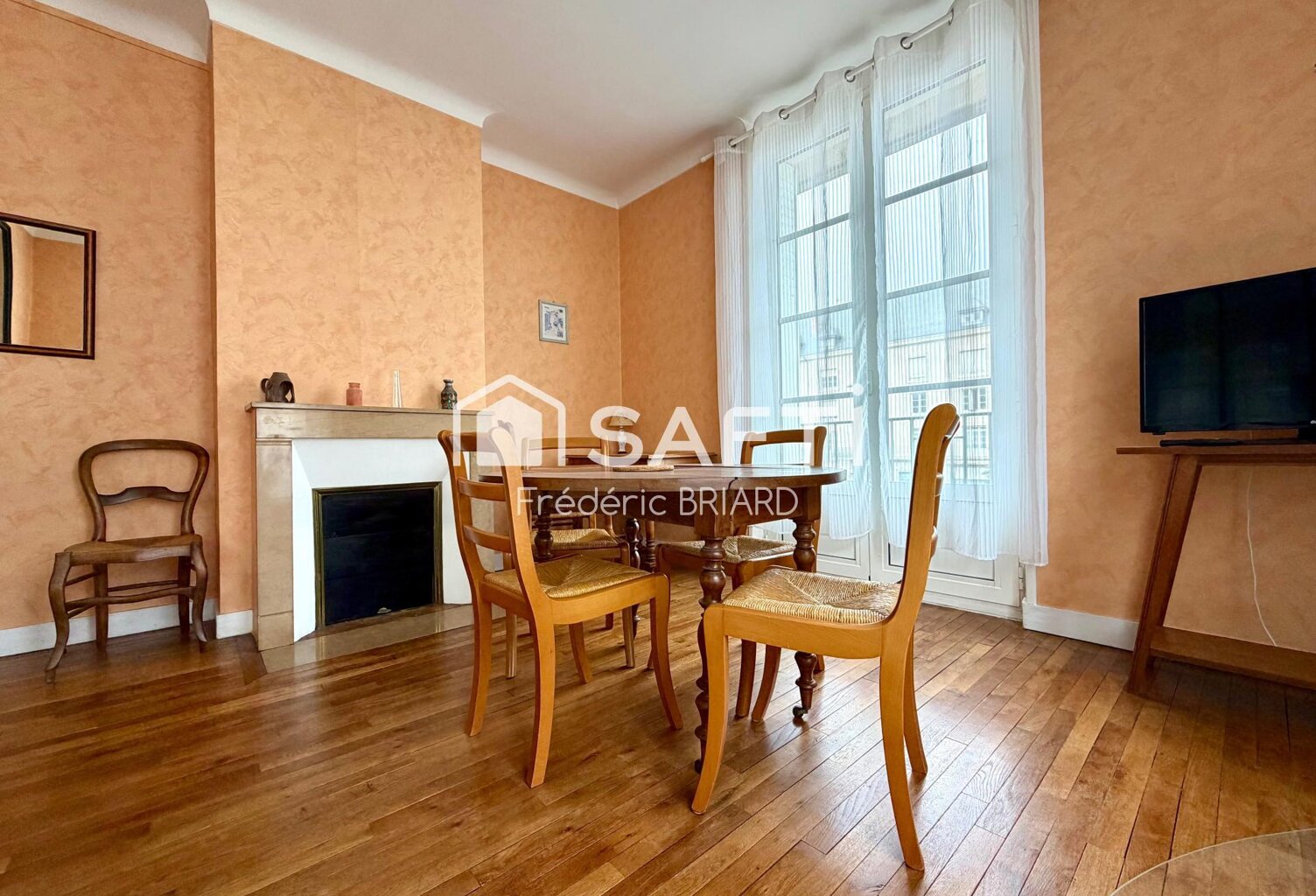 Saumur Ile Offard, sublime appartement sur parquet — photo 1