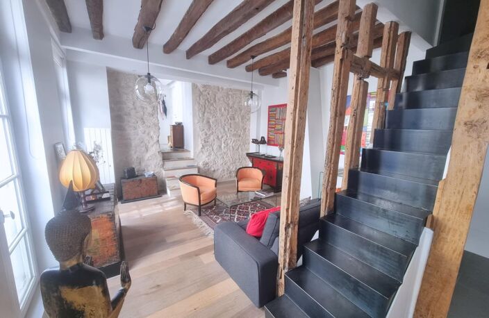 Duplex de charme à 30 sec du Parc des Vosges, Paris 4 — photo 3